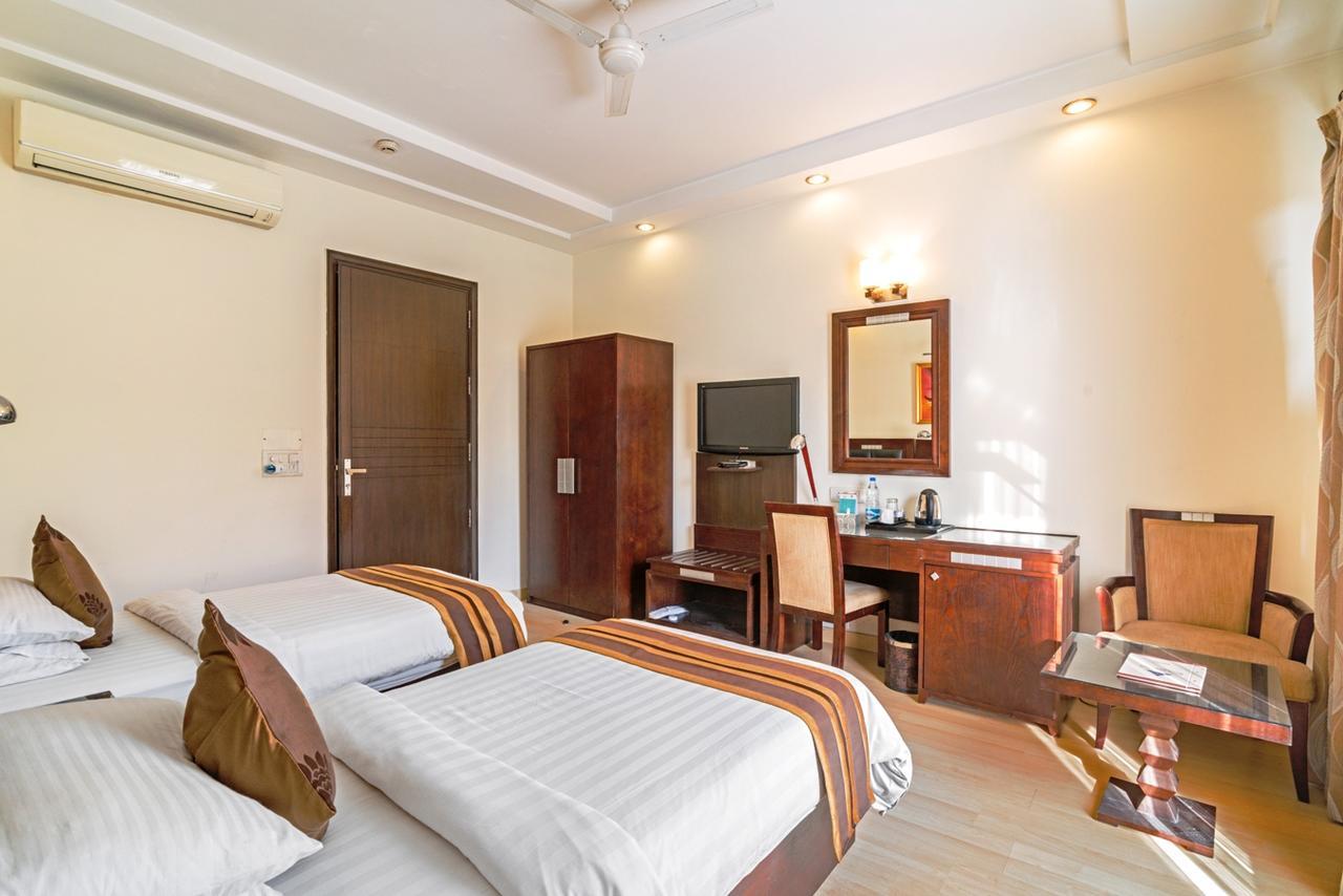 Royal Residence Mg Road Gurgaon Exterior foto